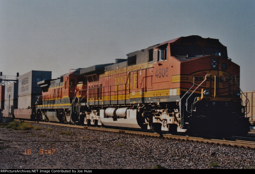 BNSF 4806 West